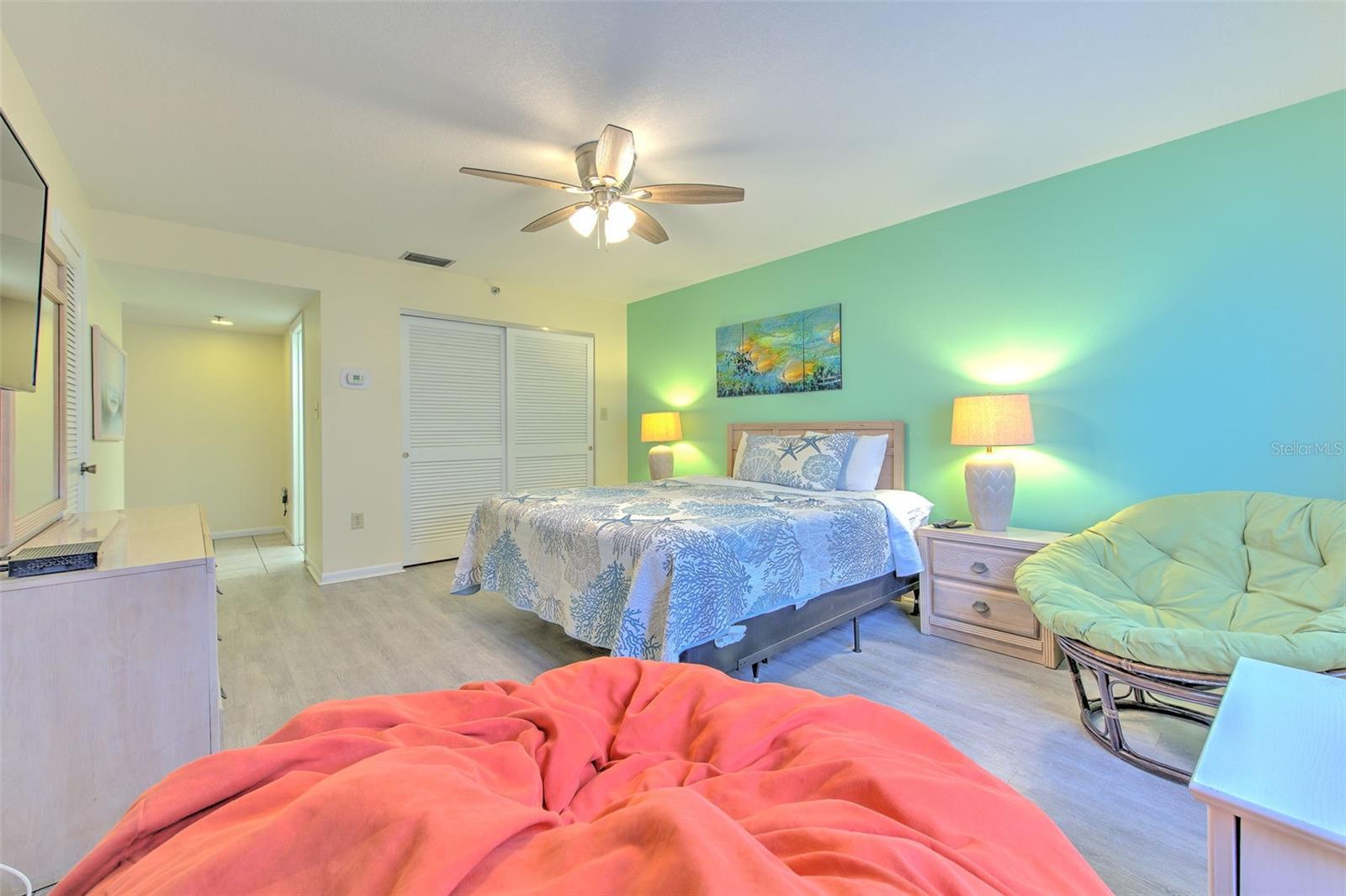 Image 31 of 43 For 17450 Gulf Boulevard 103