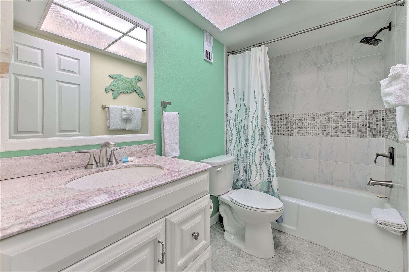 Image 32 of 43 For 17450 Gulf Boulevard 103