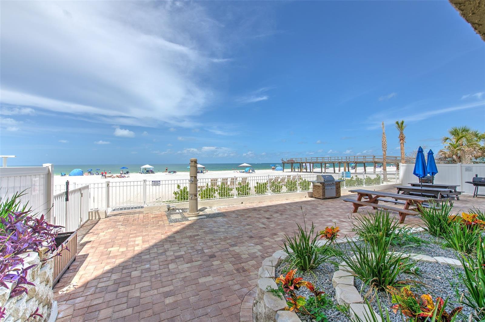 Image 36 of 43 For 17450 Gulf Boulevard 103