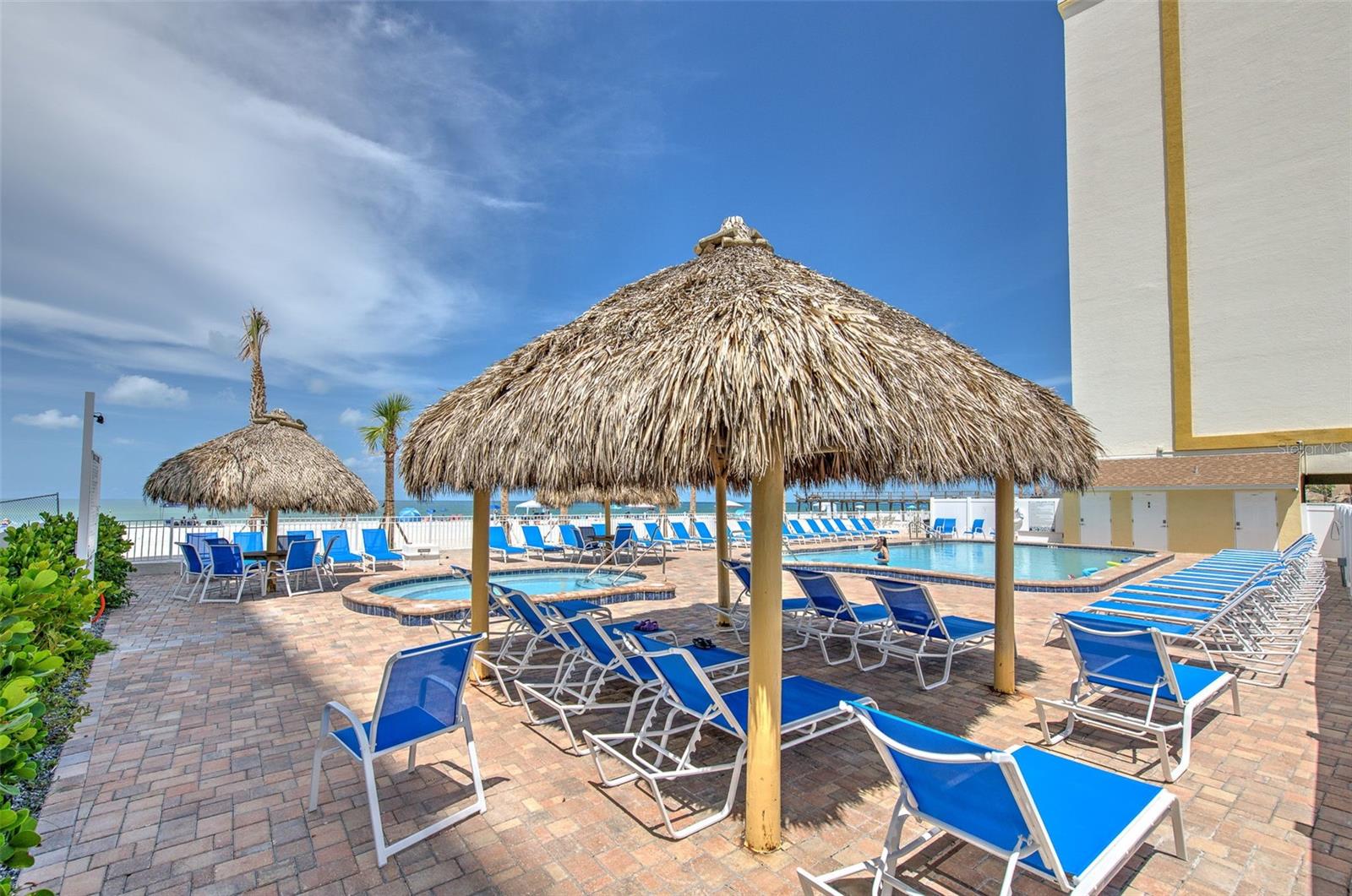 Image 38 of 43 For 17450 Gulf Boulevard 103
