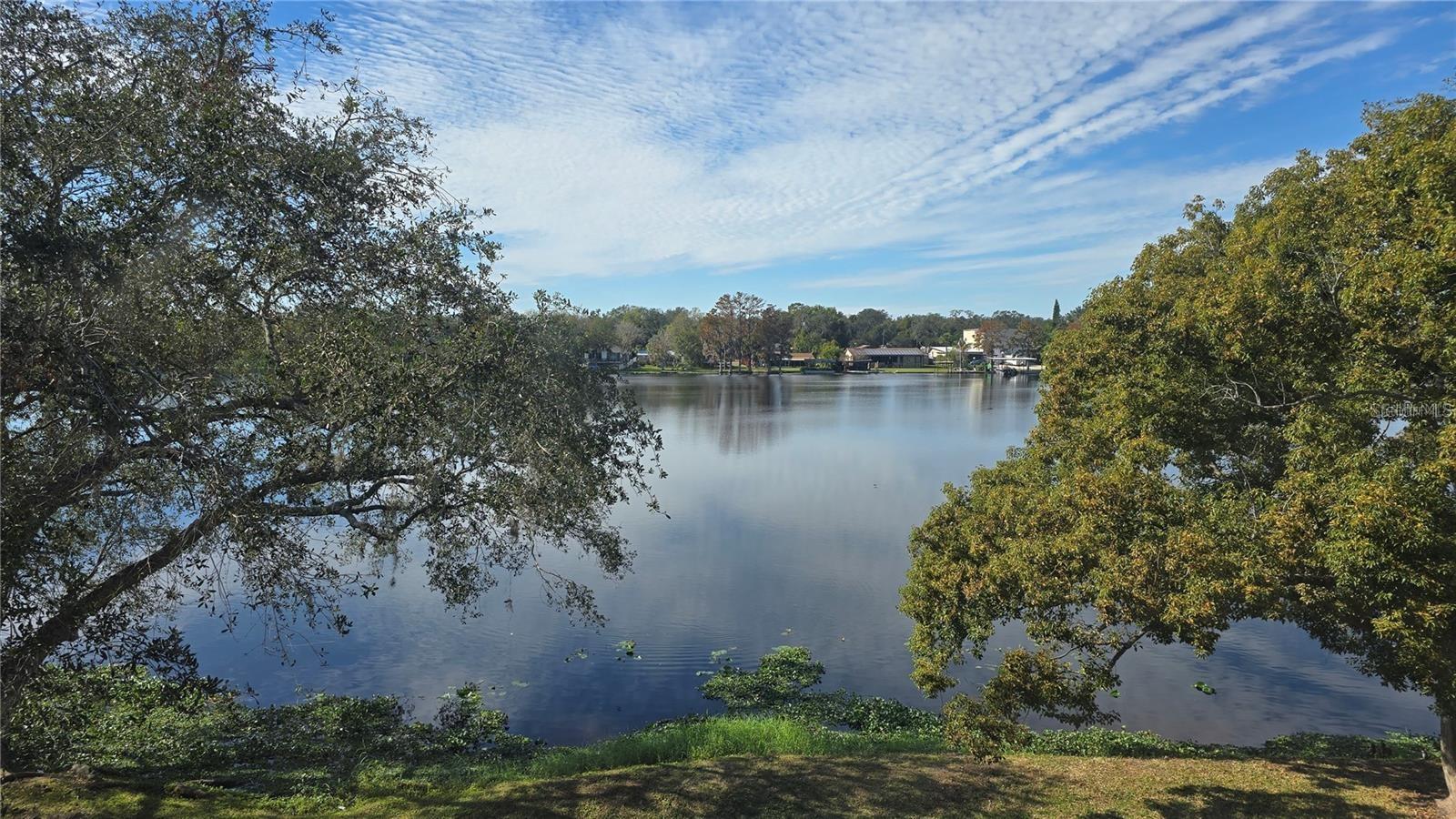 Listing photo id 13 for 7144 Bank Drive 205