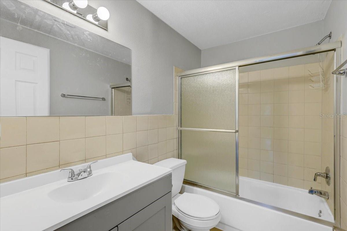 Image 21 of 51 For 3820 8th Street S