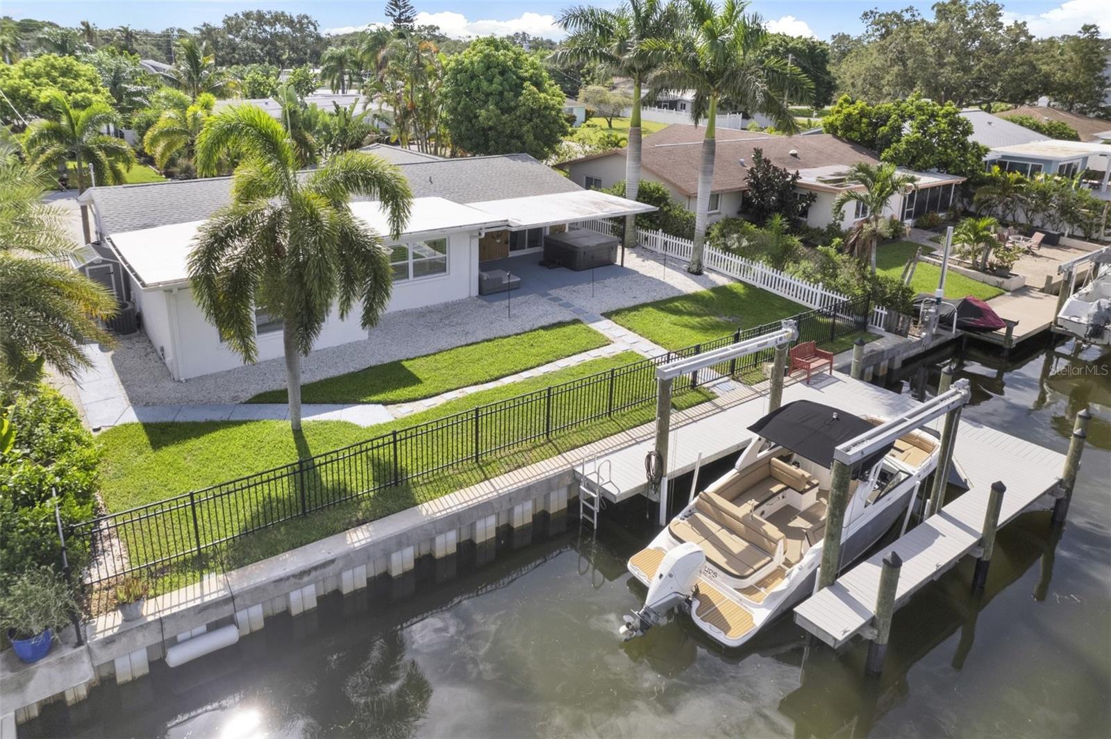 Details for 2164 Edythe Drive, DUNEDIN, FL 34698