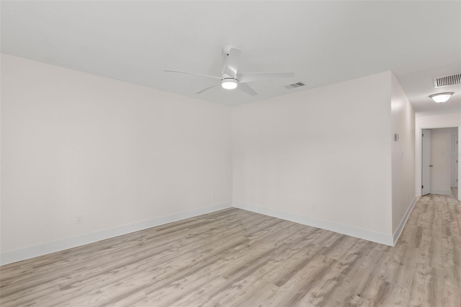 Image 16 of 28 For 3217 Price Avenue