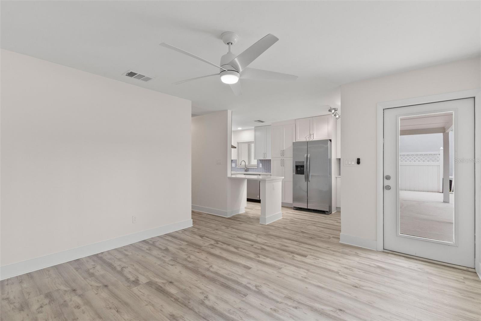 Image 9 of 28 For 3217 Price Avenue