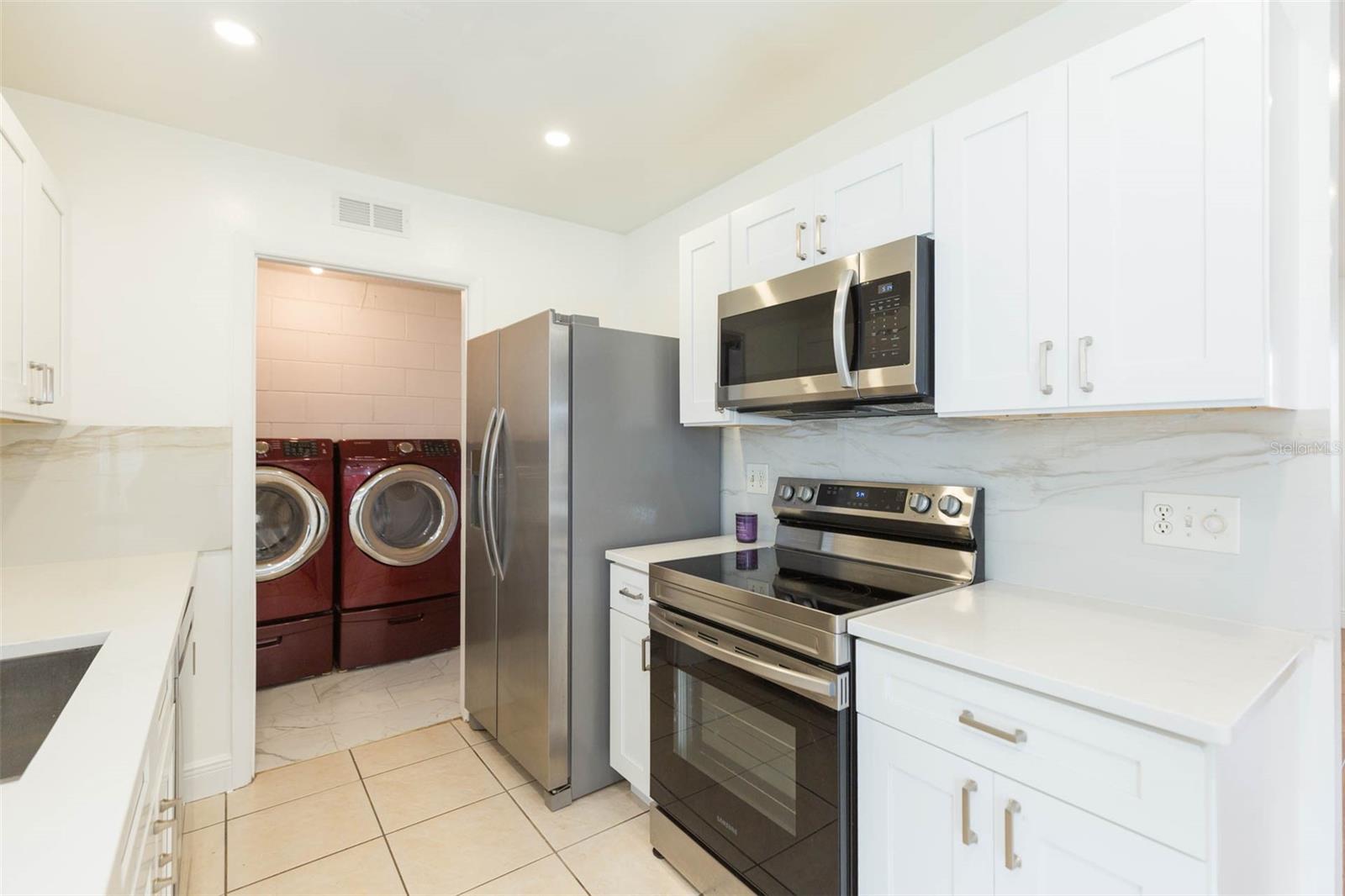 Image 12 of 39 For 5121 Chatsworth Avenue