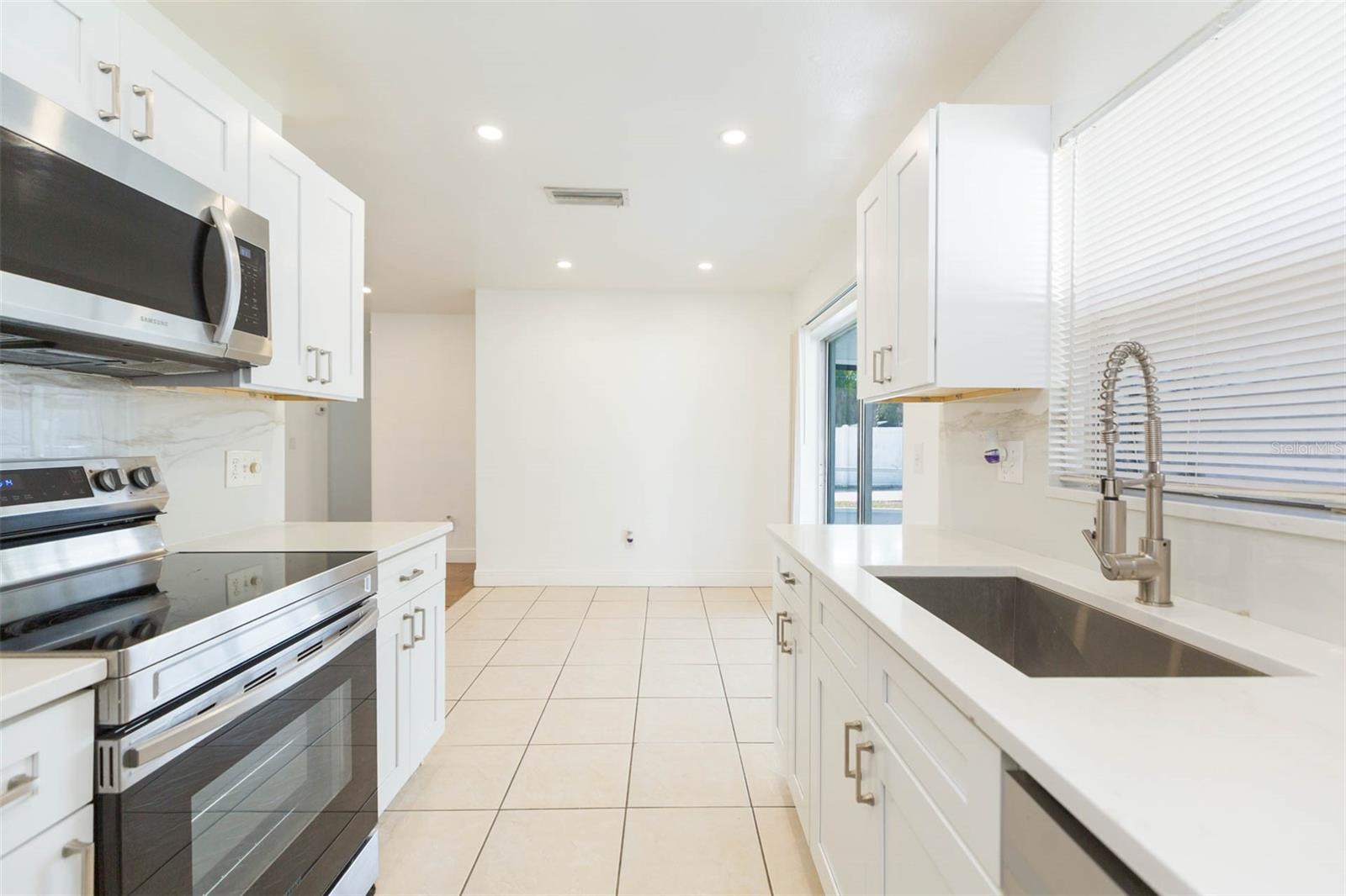 Image 14 of 39 For 5121 Chatsworth Avenue