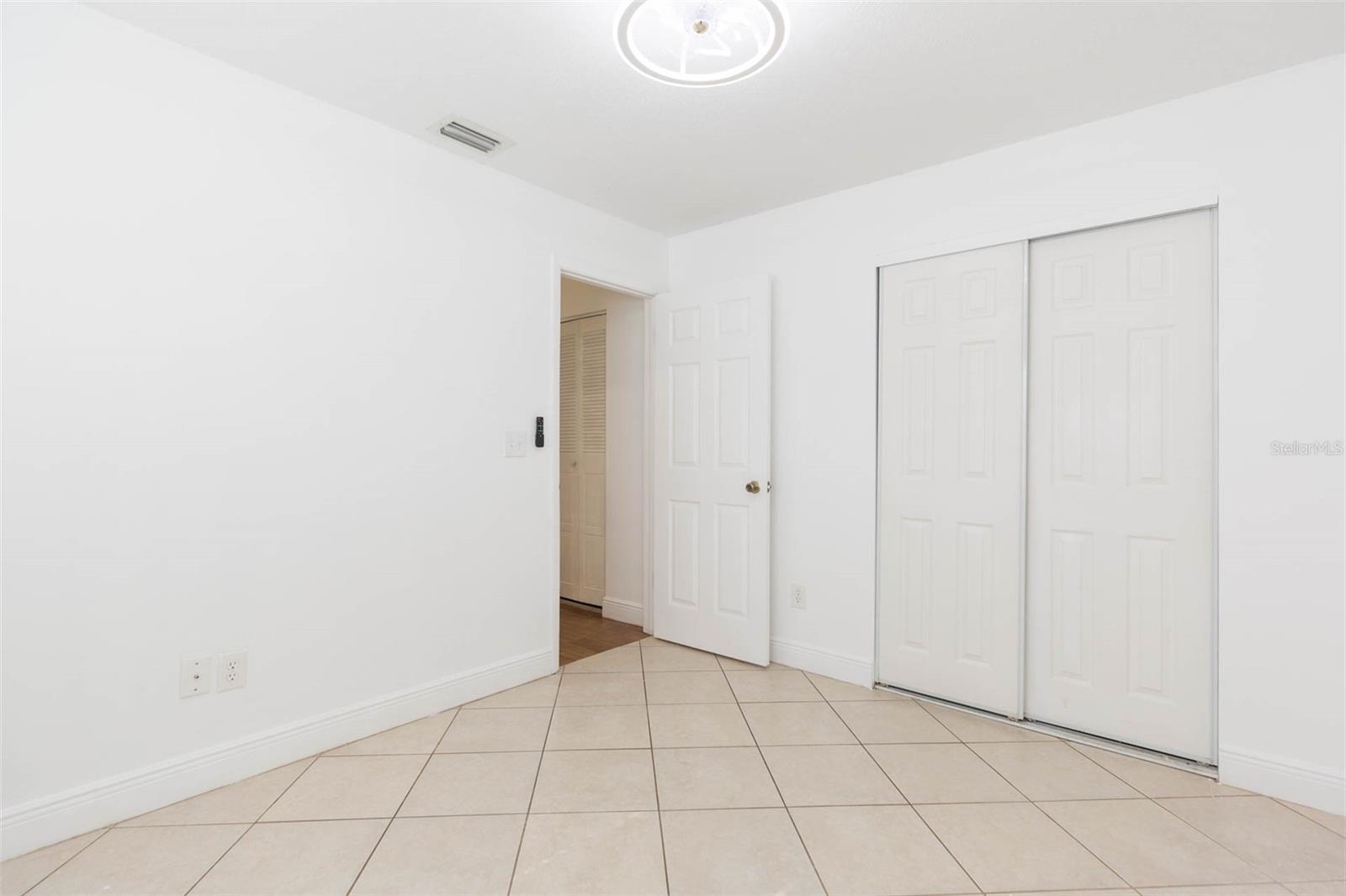 Image 19 of 39 For 5121 Chatsworth Avenue