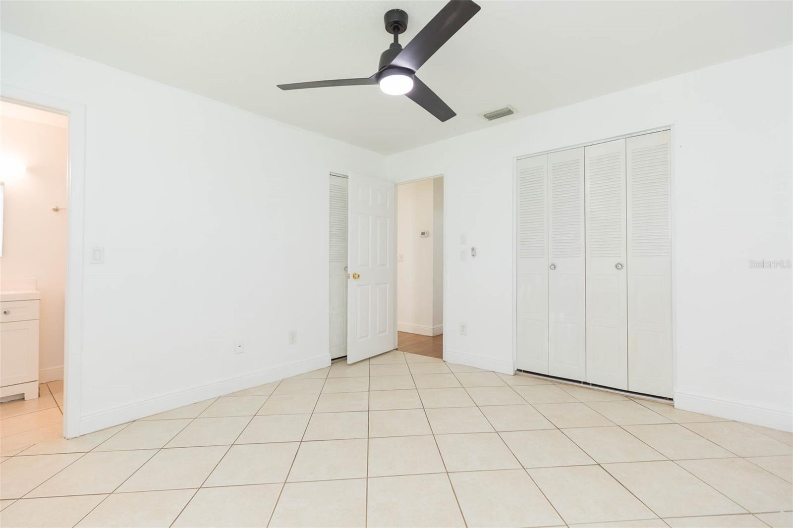 Image 22 of 39 For 5121 Chatsworth Avenue