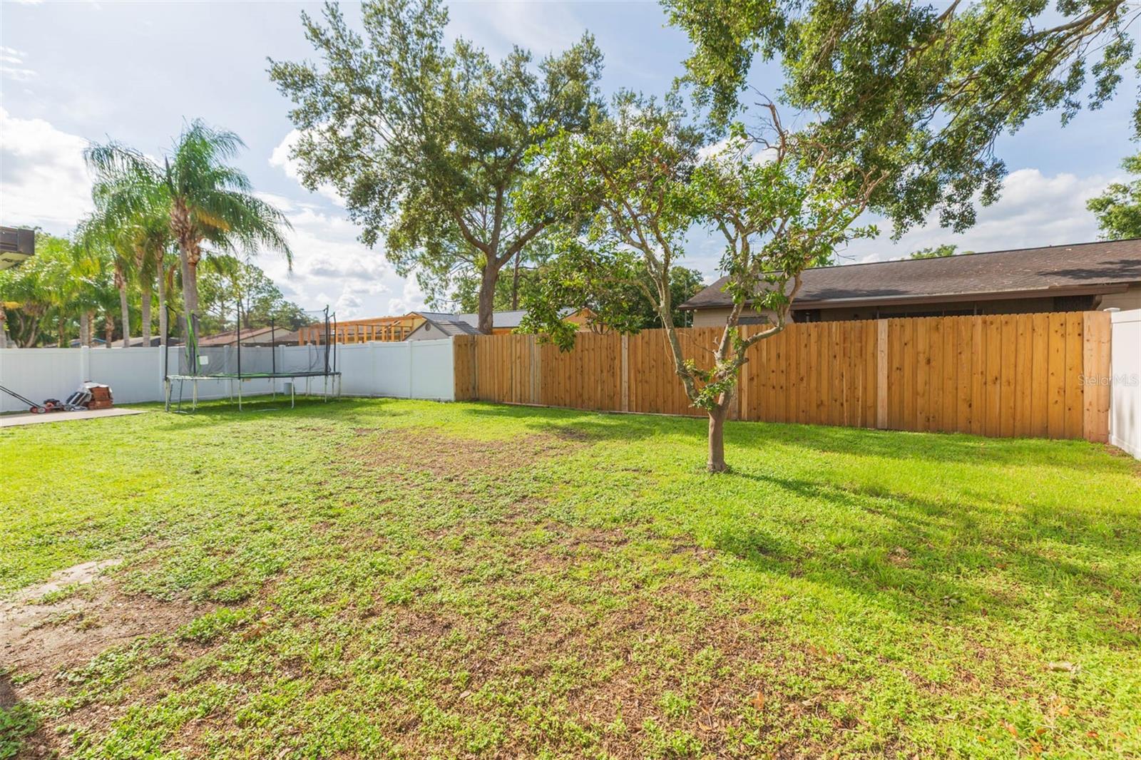 Image 33 of 39 For 5121 Chatsworth Avenue