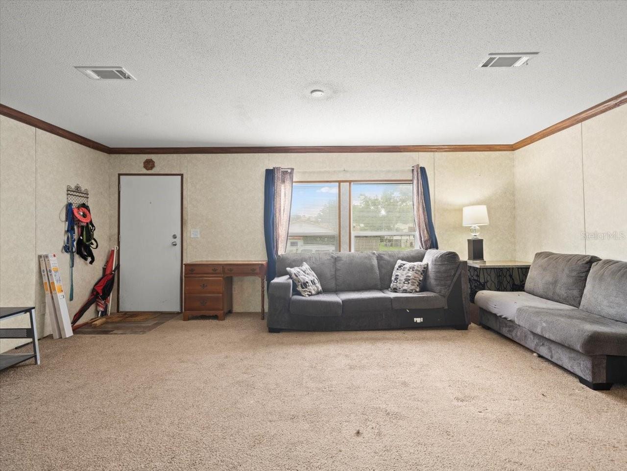 Image 13 of 47 For 9807 Tom Street
