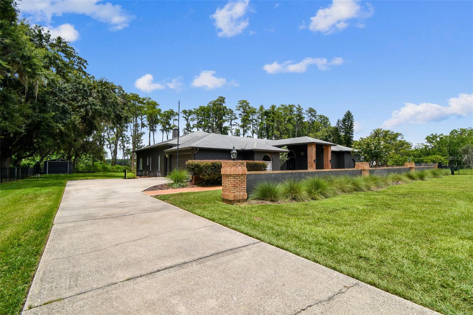Image 7 of 76 For 515 Lutz Lake Fern Road