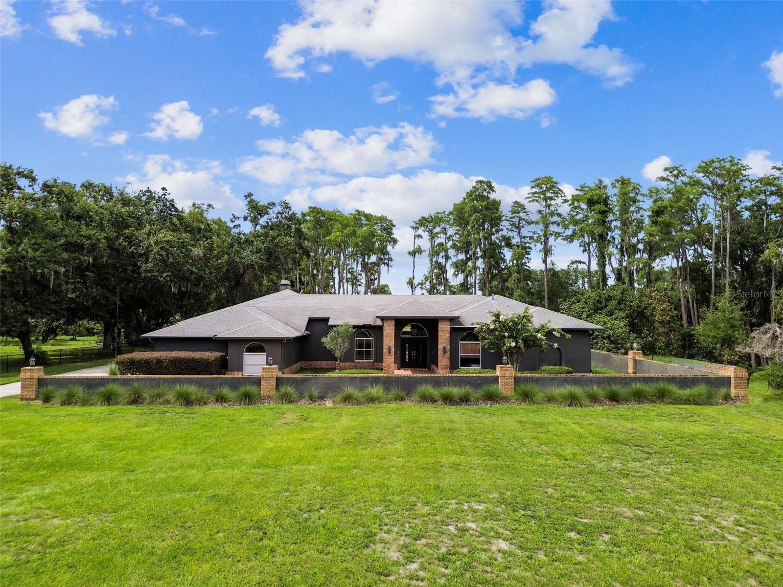 Image 8 of 76 For 515 Lutz Lake Fern Road