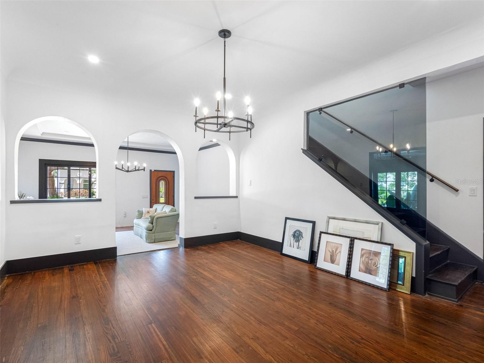 Image 15 of 75 For 1570 48th Avenue N