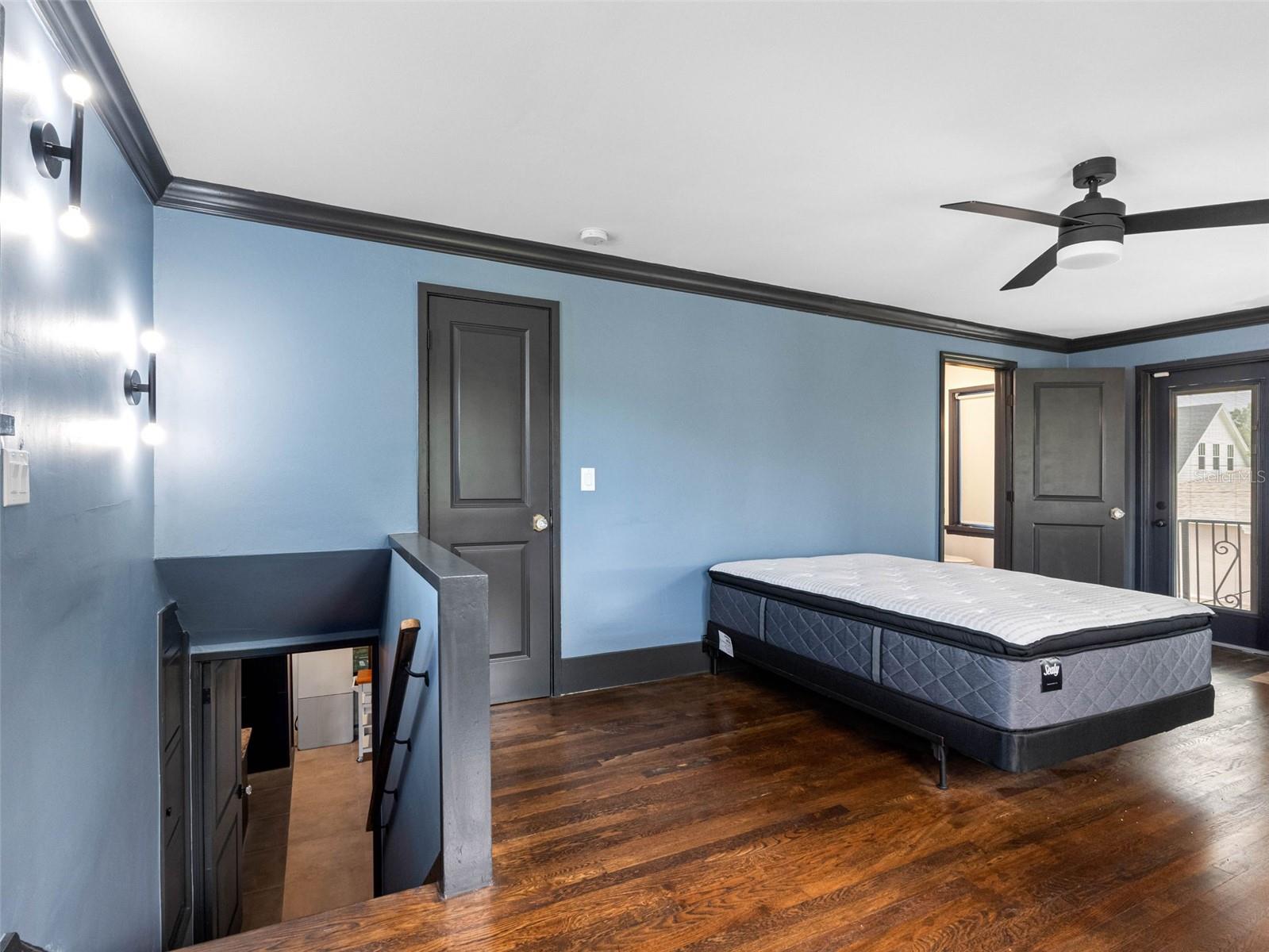 Image 38 of 75 For 1570 48th Avenue N