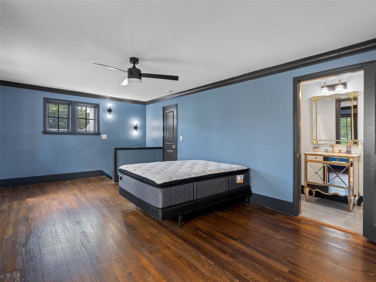 Image 39 of 75 For 1570 48th Avenue N
