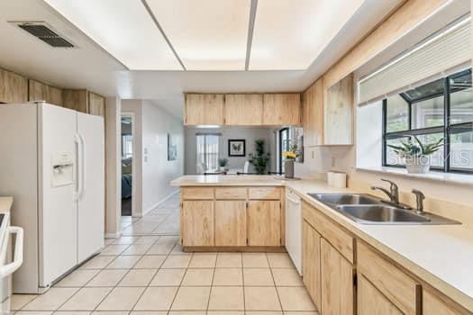 Image 11 of 52 For 7177 Lexington Circle