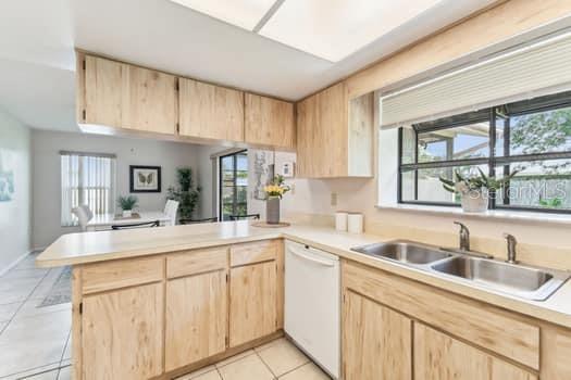 Image 12 of 52 For 7177 Lexington Circle