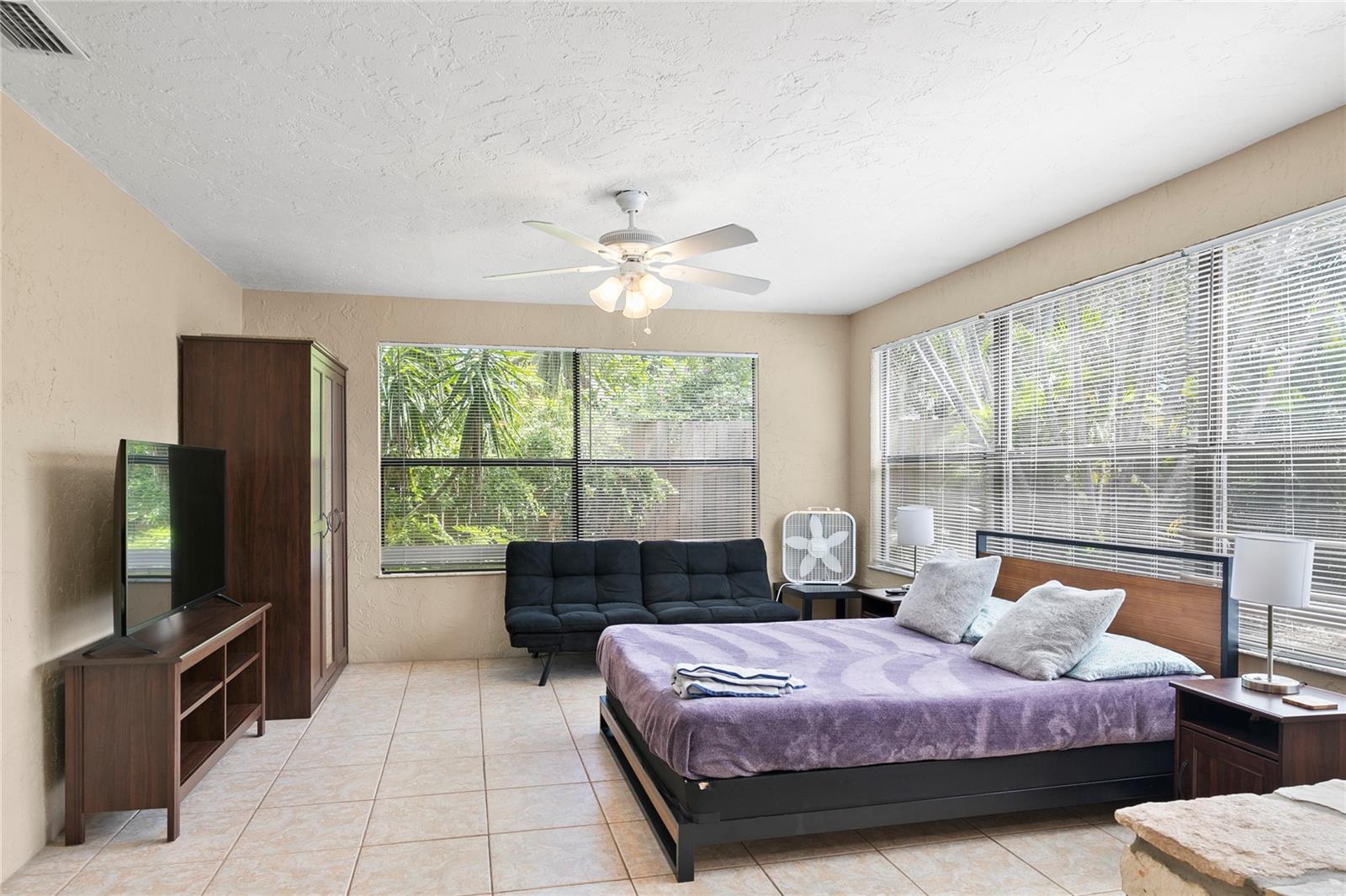 Image 11 of 22 For 6801 34th Avenue W