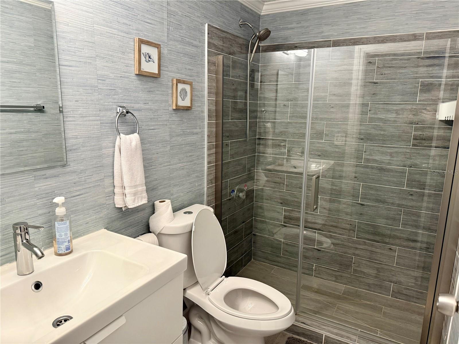 Image 17 of 22 For 6801 34th Avenue W