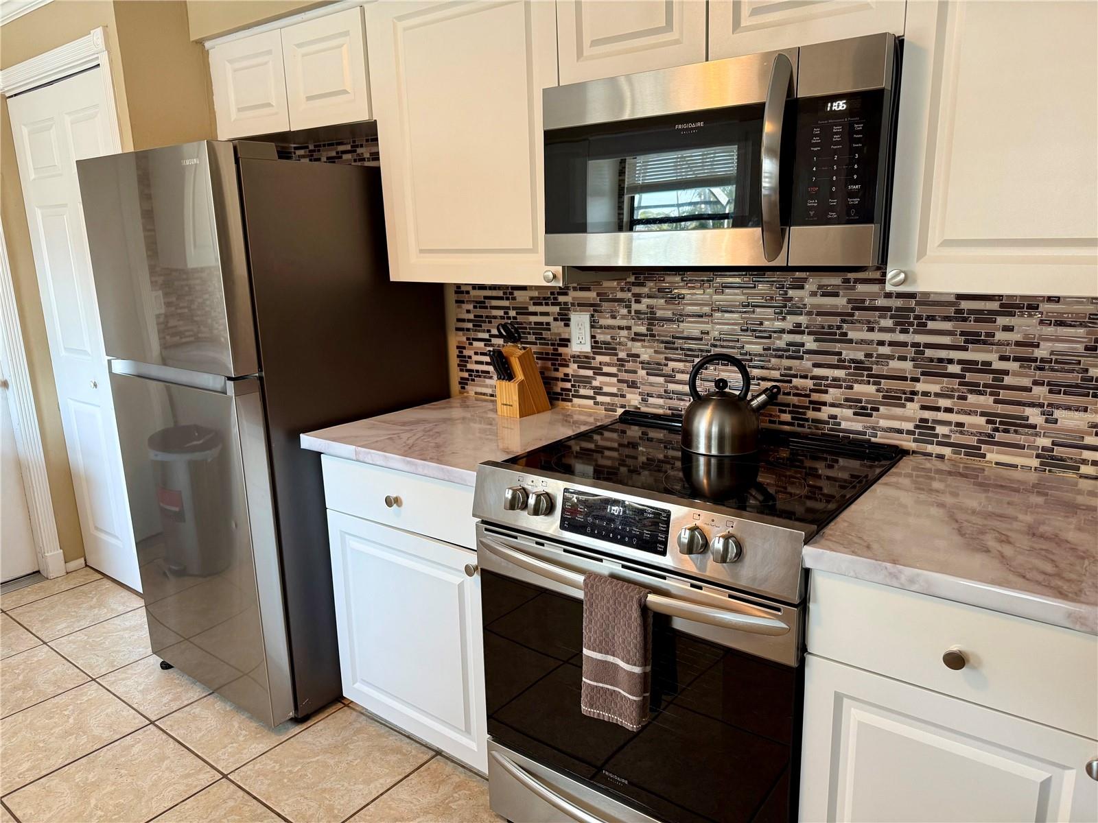 Image 7 of 22 For 6801 34th Avenue W