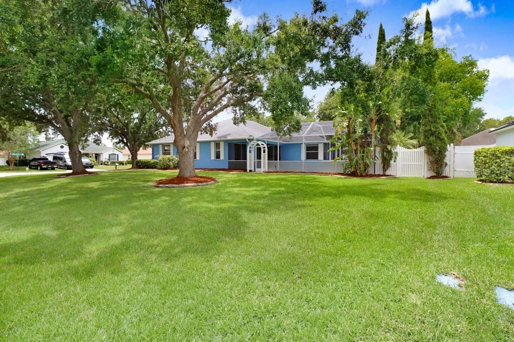 Image 10 of 33 For 3332 Michener Place
