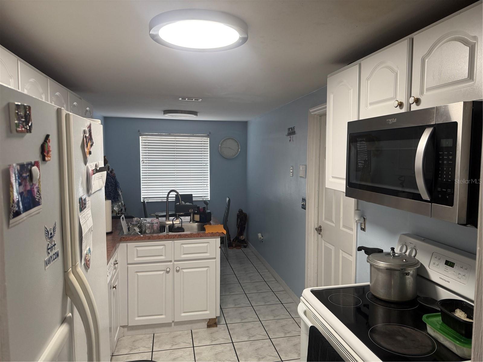 Image 11 of 37 For 9705 Kingsburgh Court