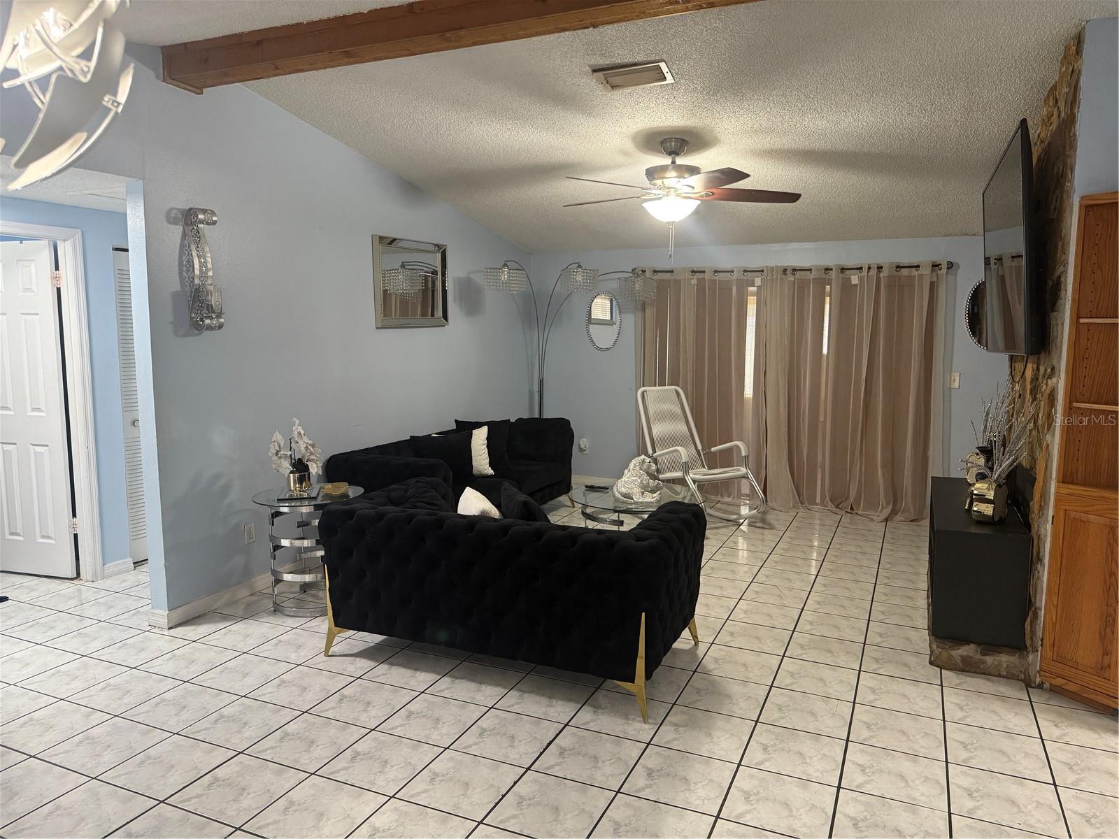 Image 12 of 37 For 9705 Kingsburgh Court