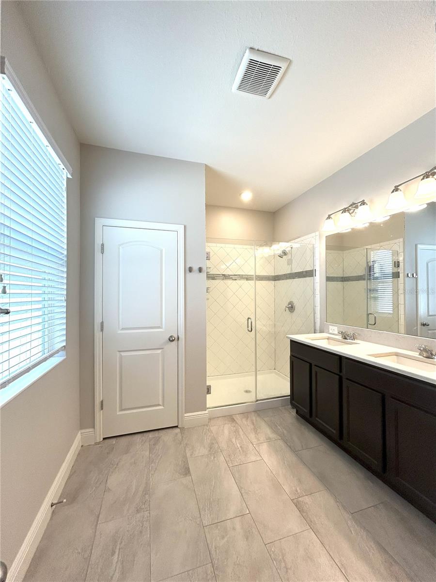Image 8 of 26 For 12315 Lake Boulevard