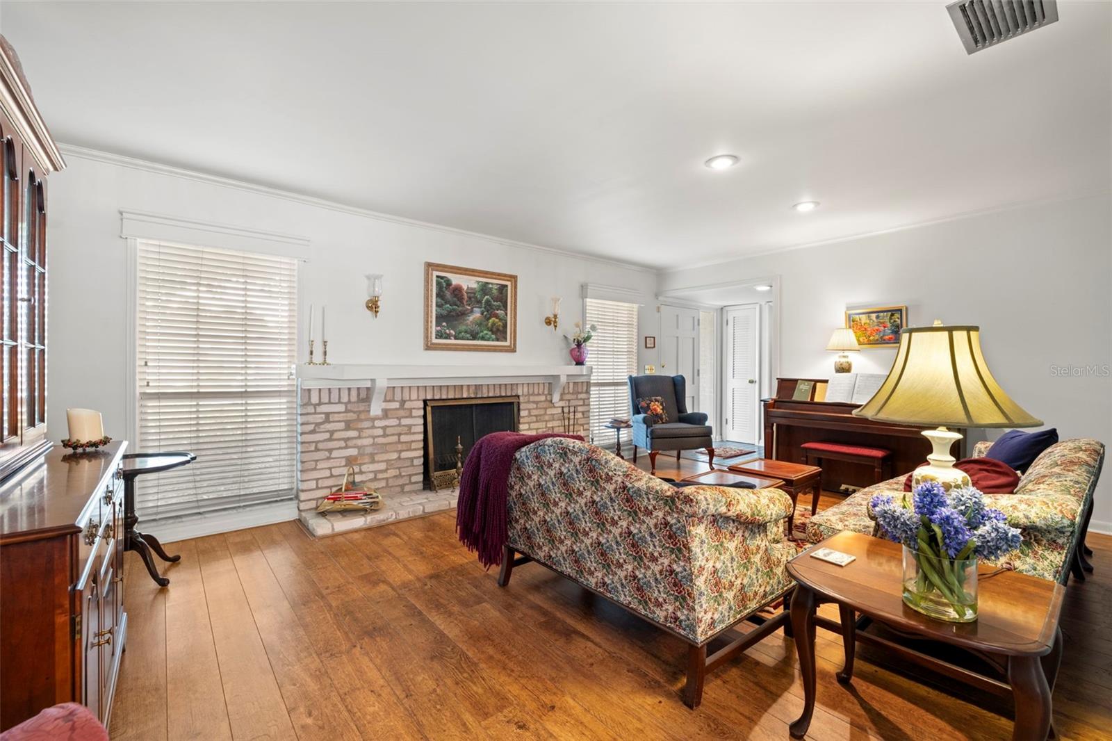 Image 3 of 48 For 3108 Mcfarland Road