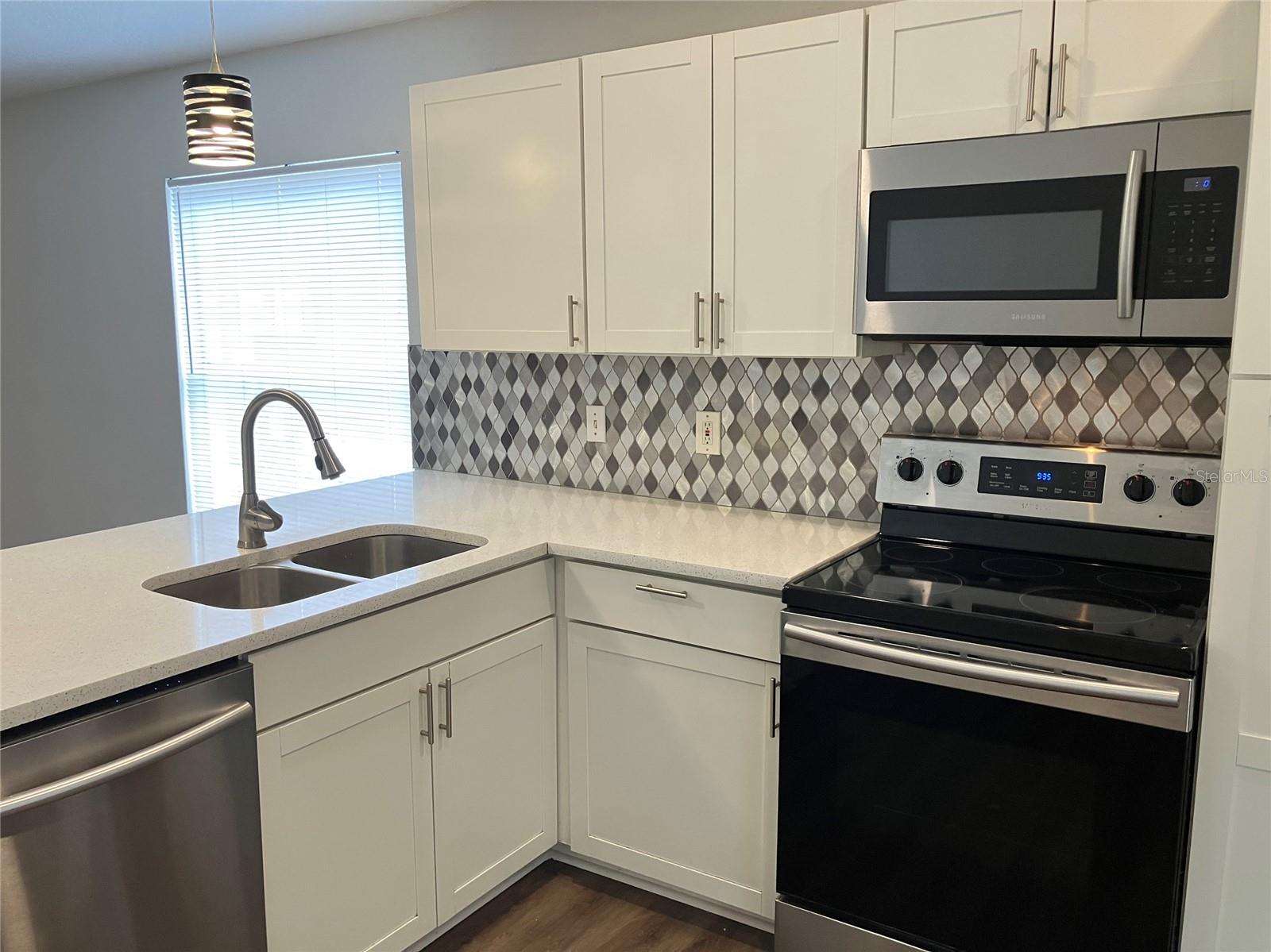 Image 17 of 45 For 1123 Vista Palma Way