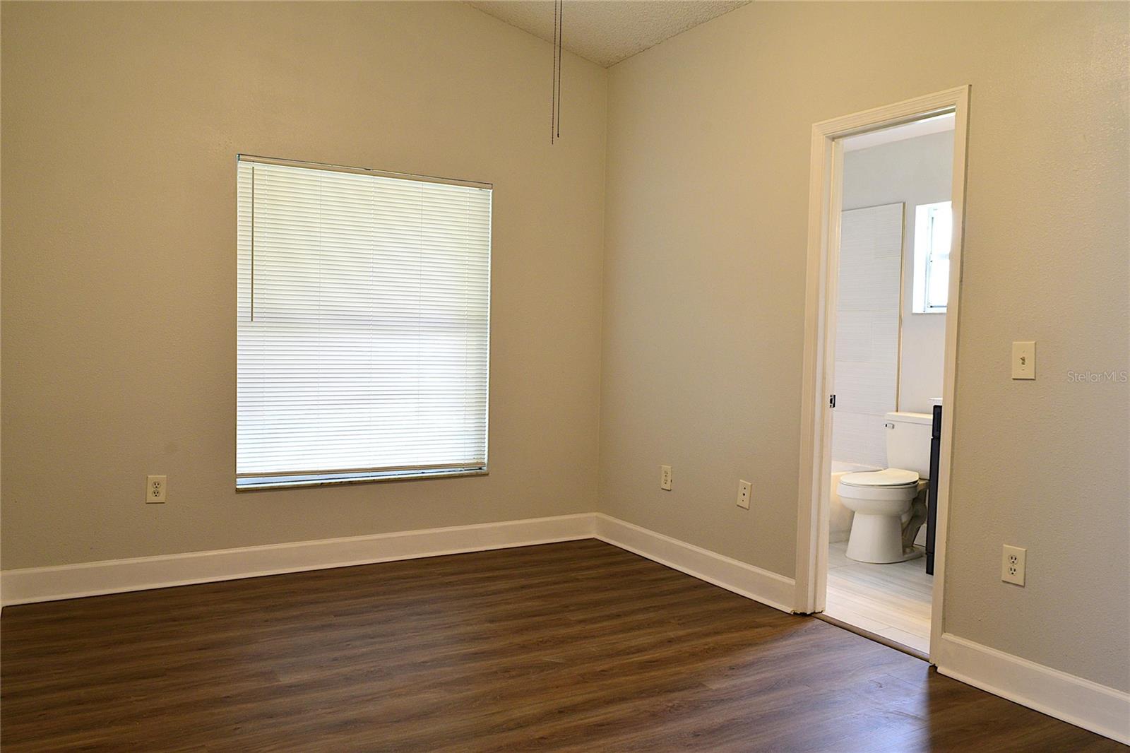 Image 21 of 45 For 1123 Vista Palma Way