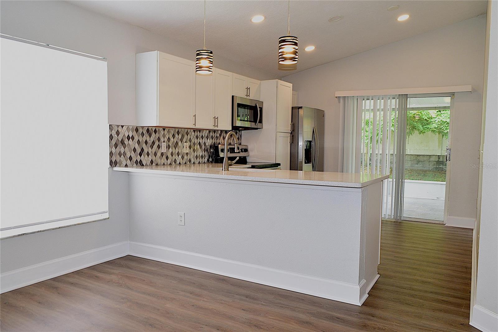 Image 7 of 45 For 1123 Vista Palma Way