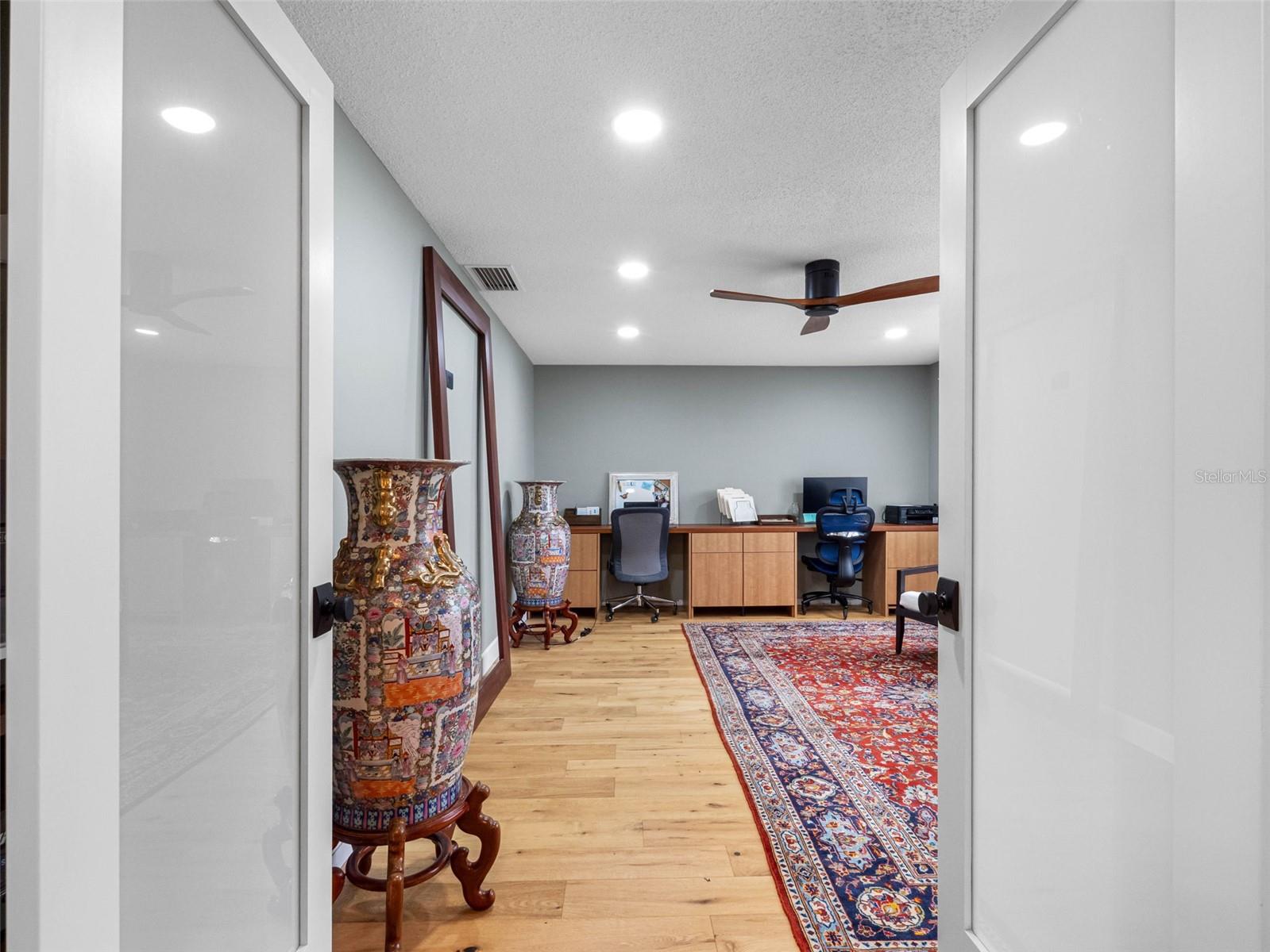 Image 16 of 69 For 1855 Yale Drive