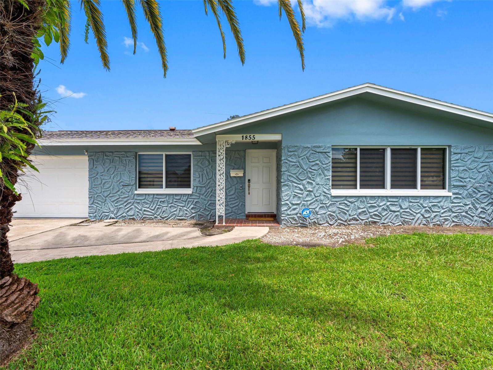 Image 4 of 69 For 1855 Yale Drive