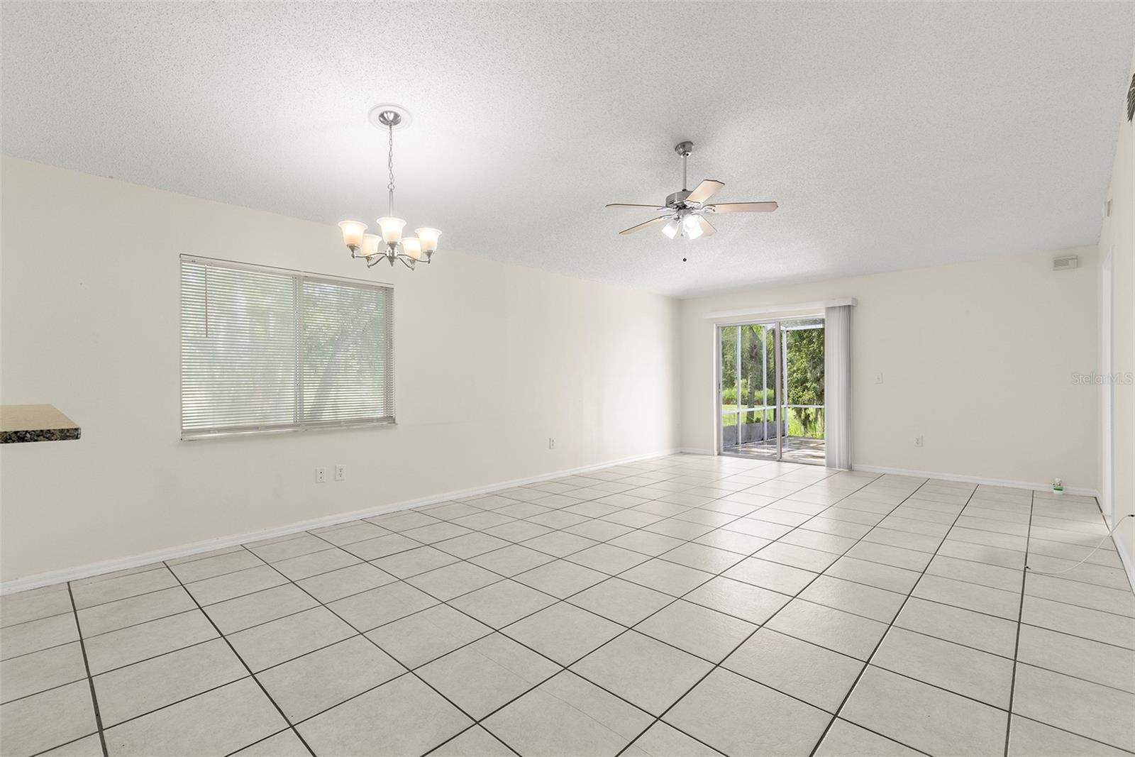 Image 11 of 25 For 10439 Isleworth Avenue