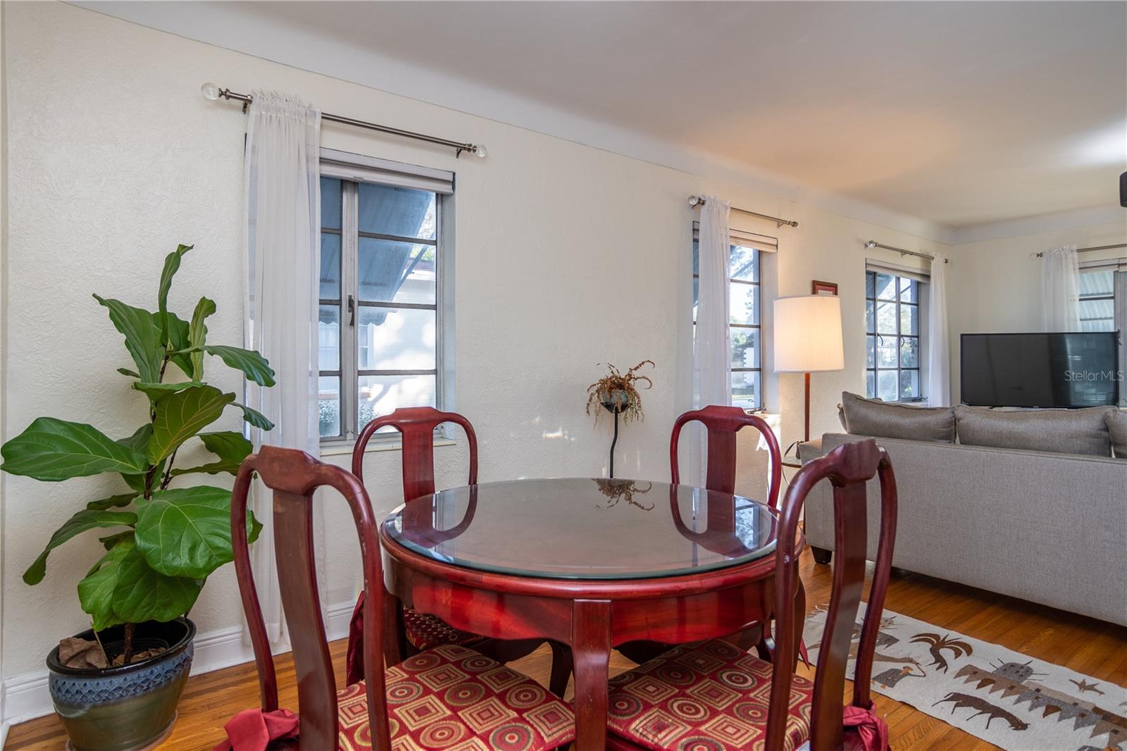 Image 10 of 28 For 2491 35th Avenue N