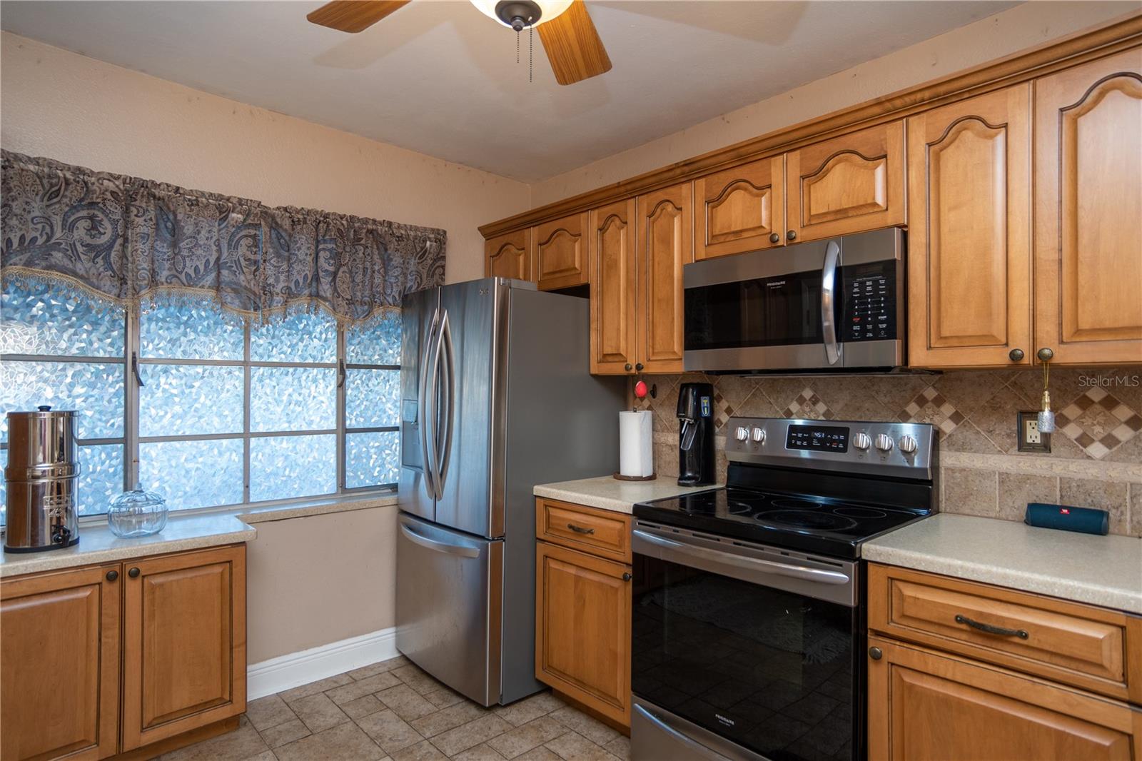 Image 14 of 28 For 2491 35th Avenue N