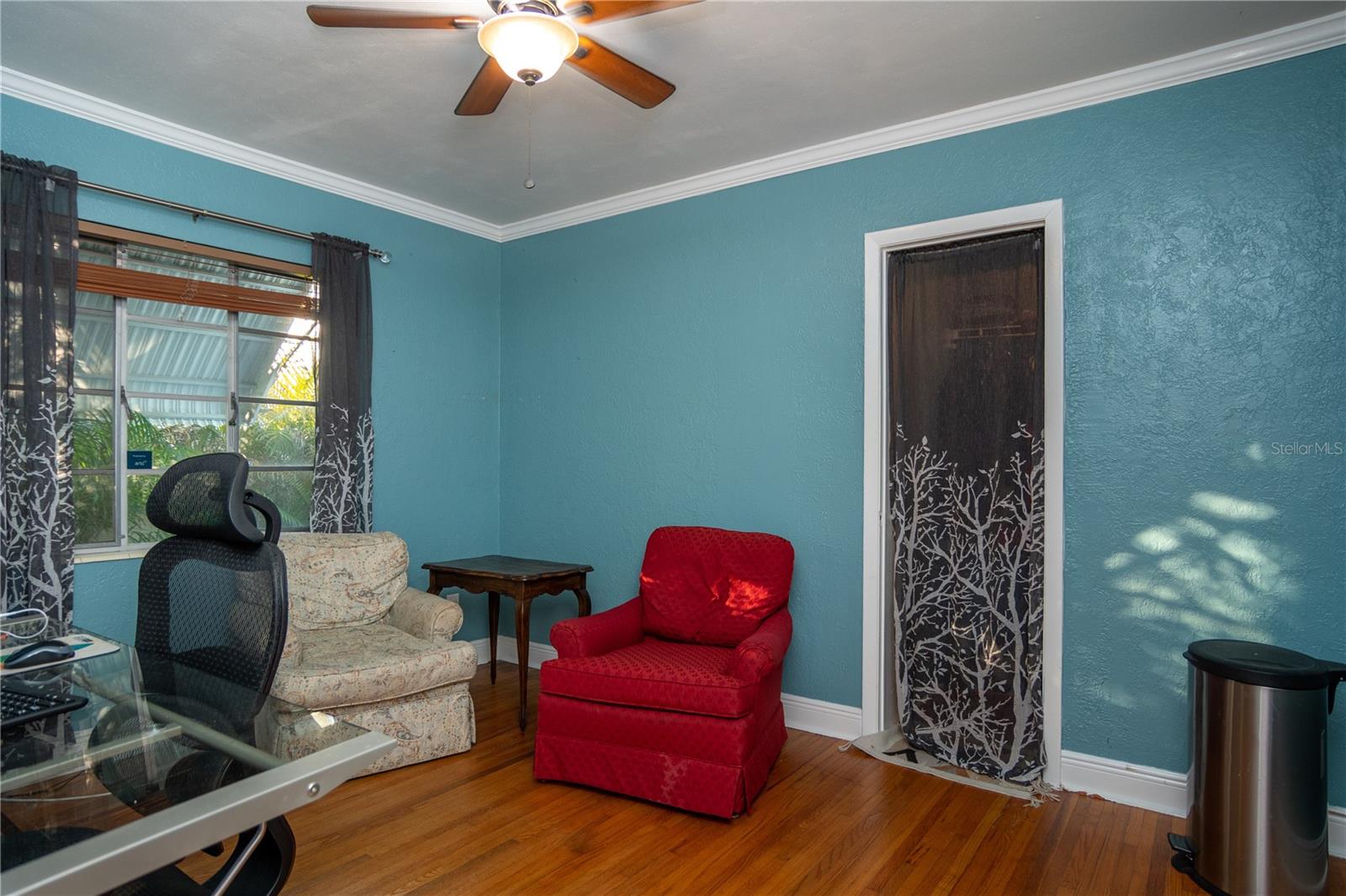Image 17 of 28 For 2491 35th Avenue N