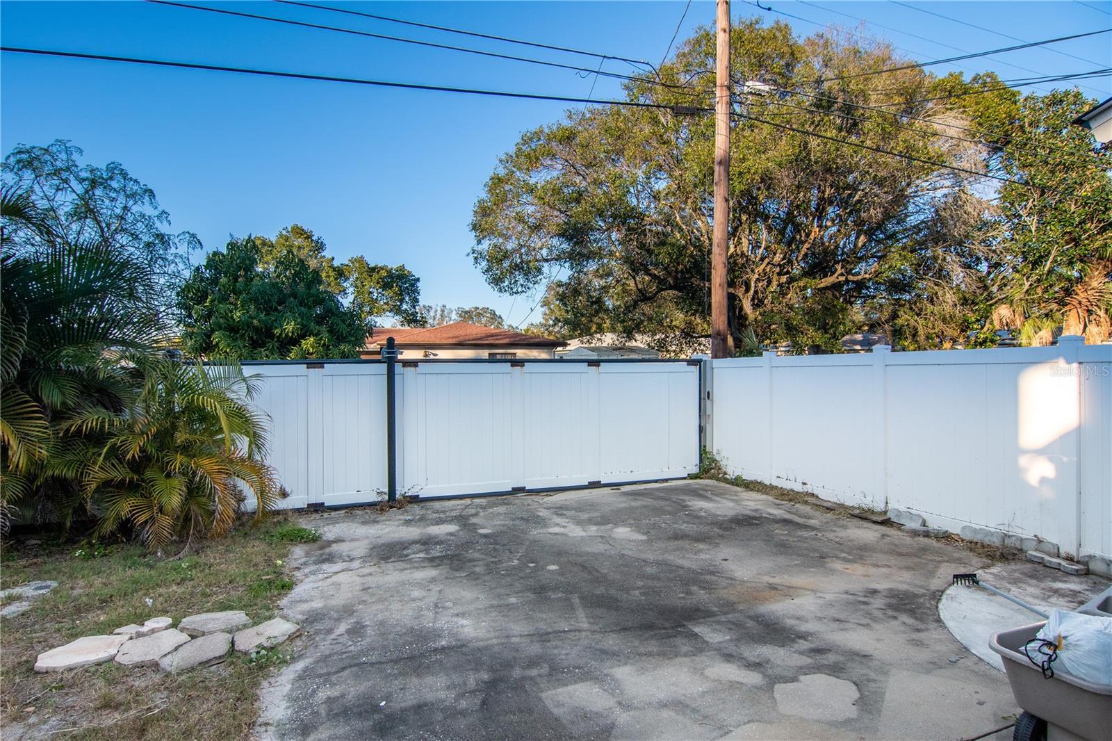 Image 27 of 28 For 2491 35th Avenue N