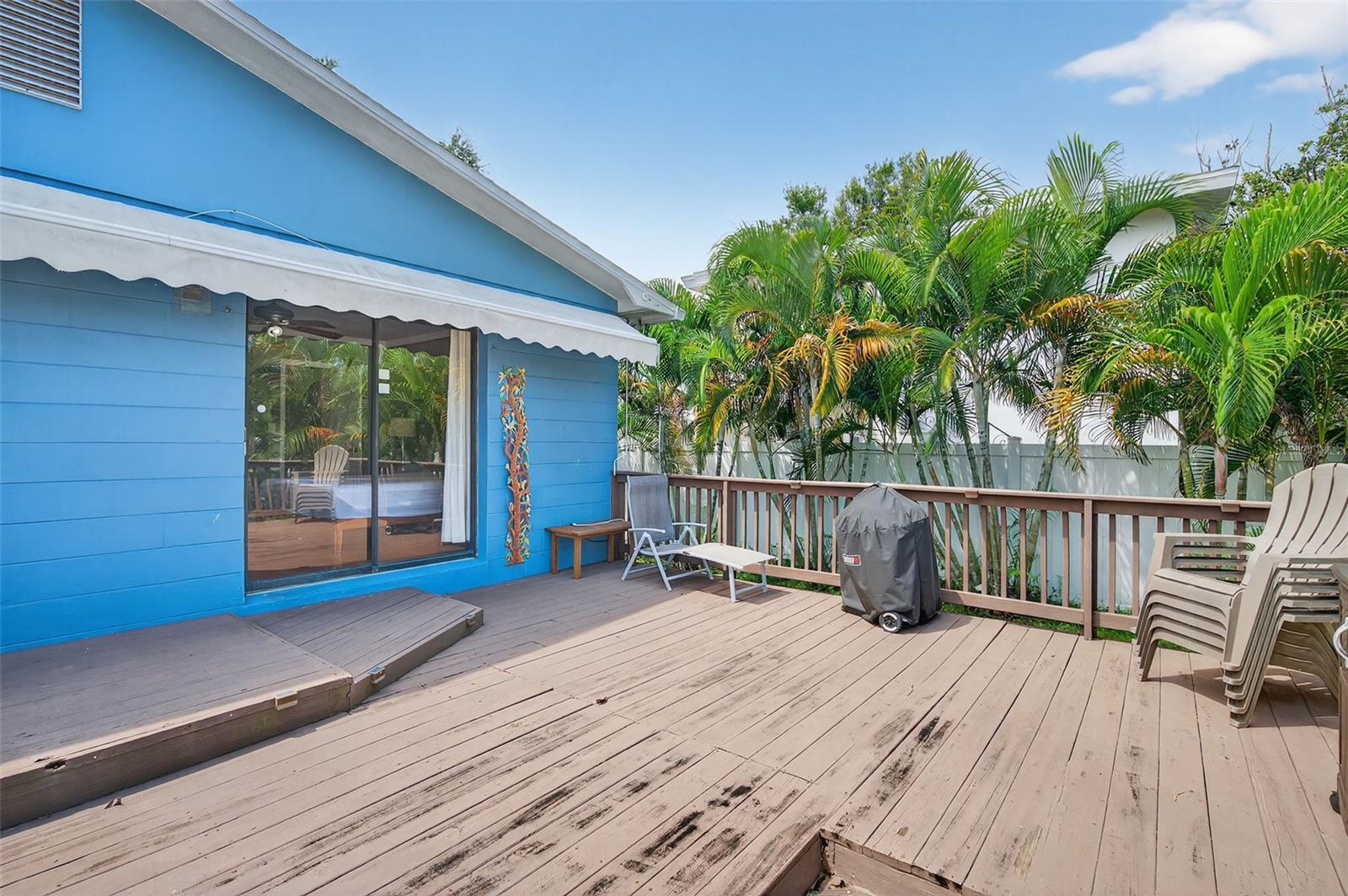 Image 37 of 46 For 2491 35th Avenue N