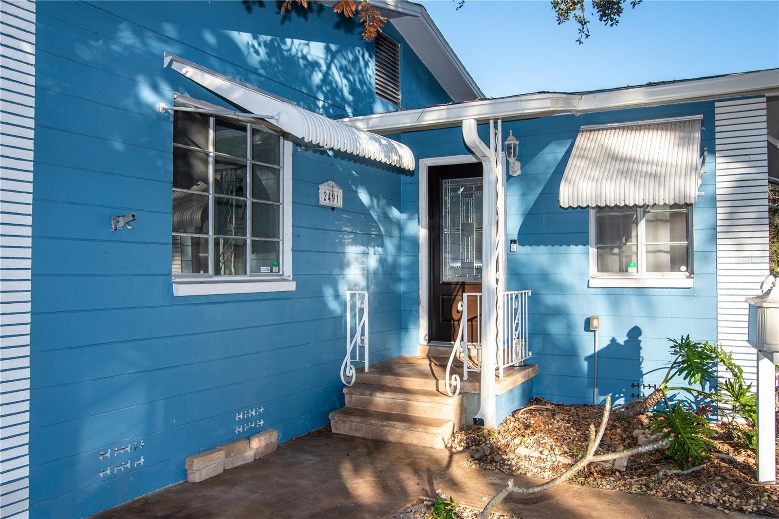 Image 4 of 28 For 2491 35th Avenue N