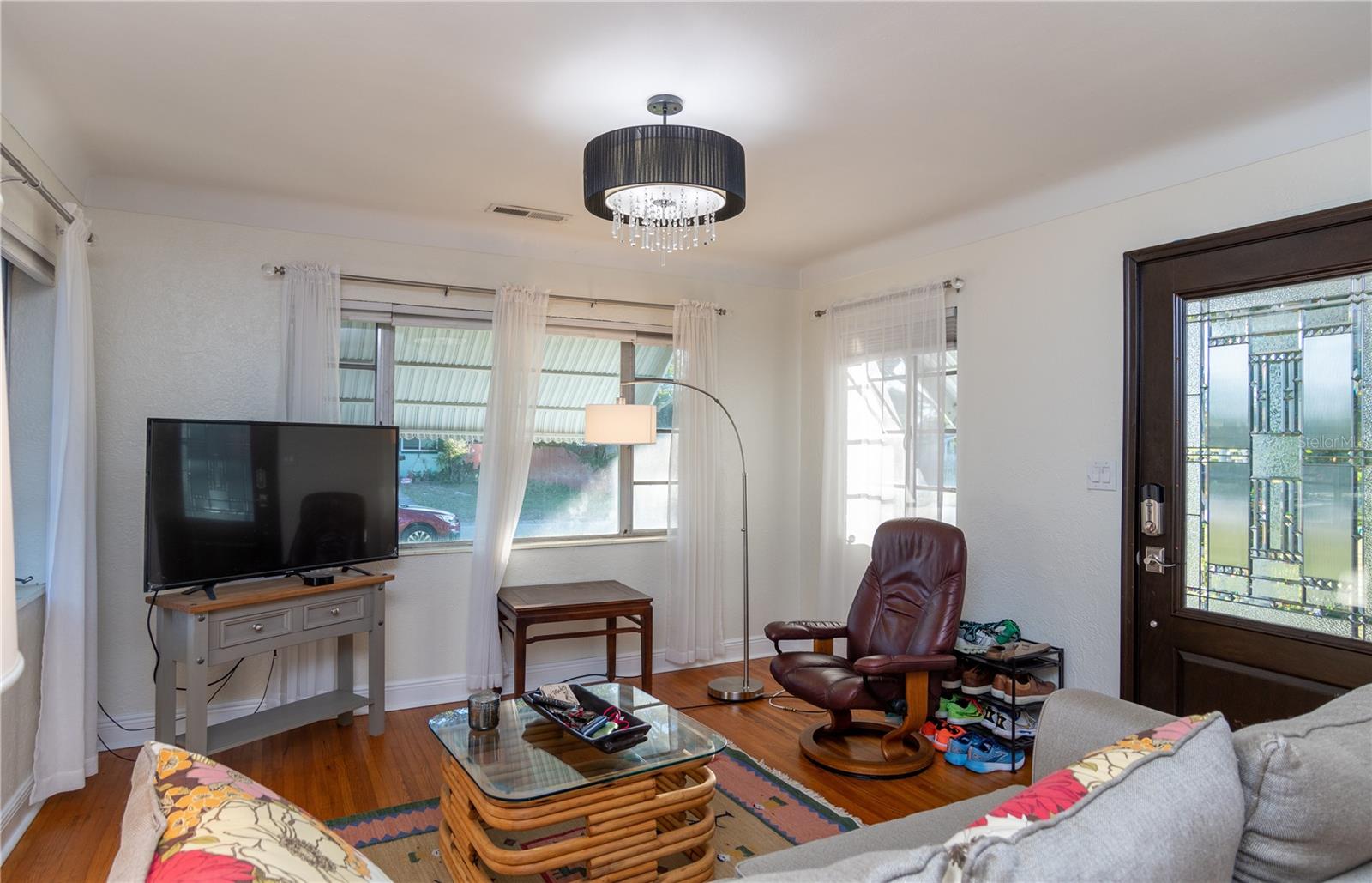 Image 6 of 28 For 2491 35th Avenue N