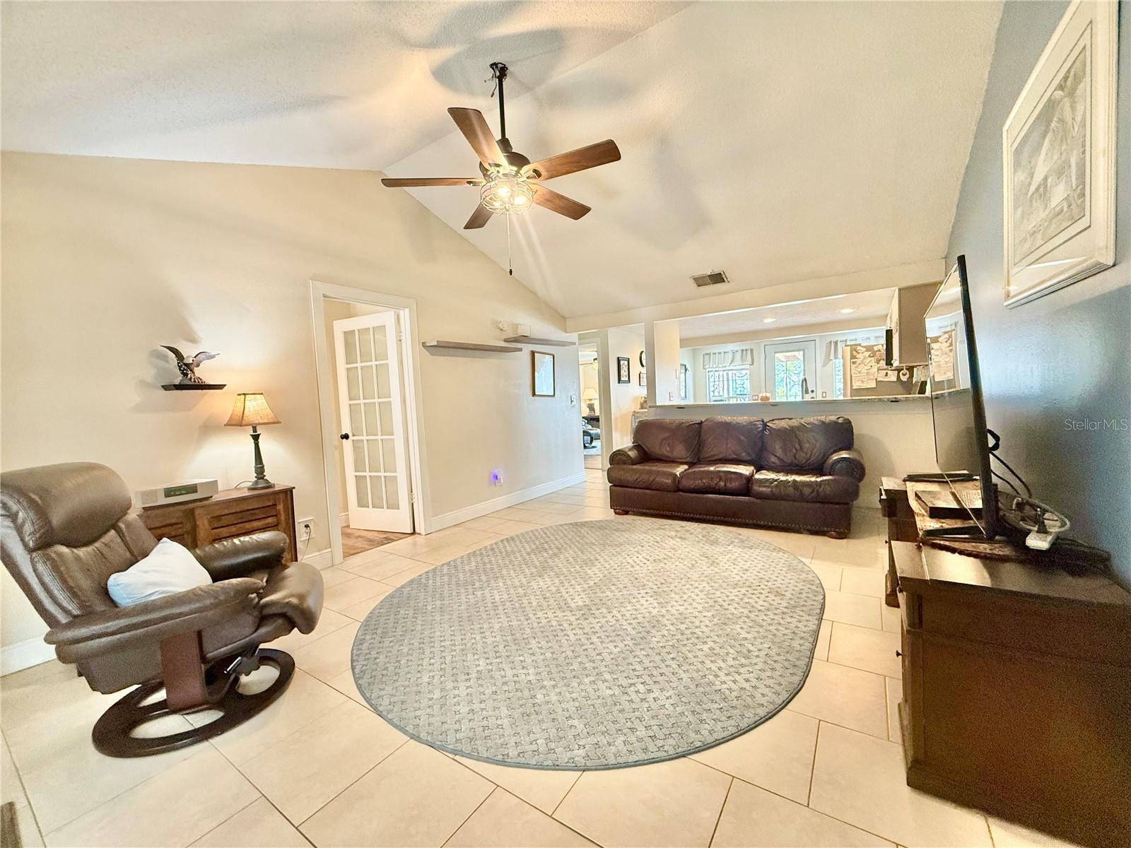 Listing photo id 12 for 10208 Turtle Hill Court