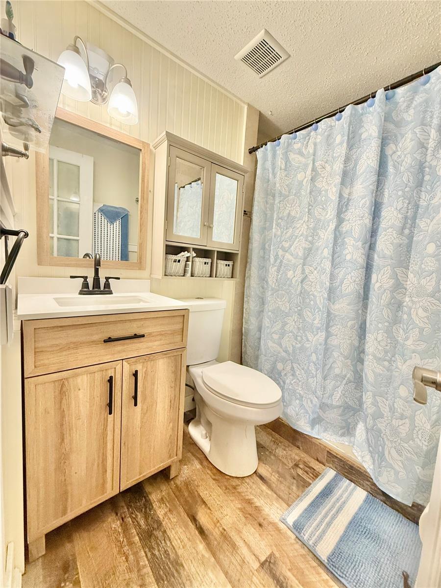 Listing photo id 15 for 10208 Turtle Hill Court