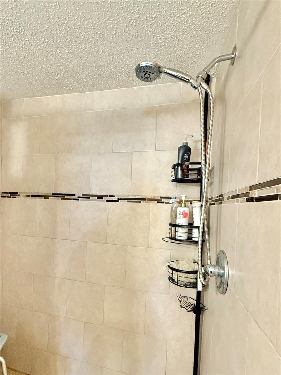 Listing photo id 16 for 10208 Turtle Hill Court