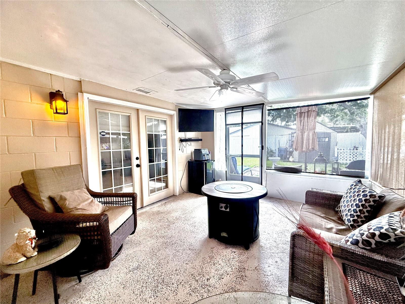 Listing photo id 21 for 10208 Turtle Hill Court
