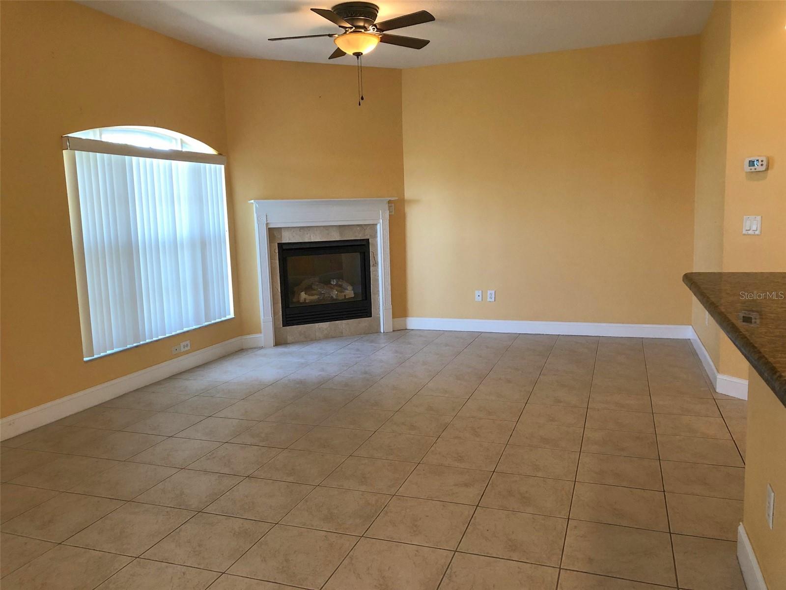 Image 22 of 39 For 6517 Channelside Drive