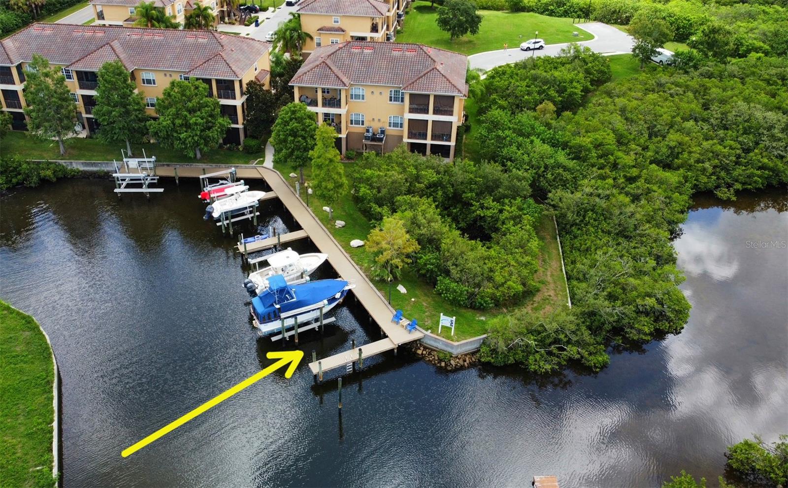 Image 23 of 39 For 6517 Channelside Drive