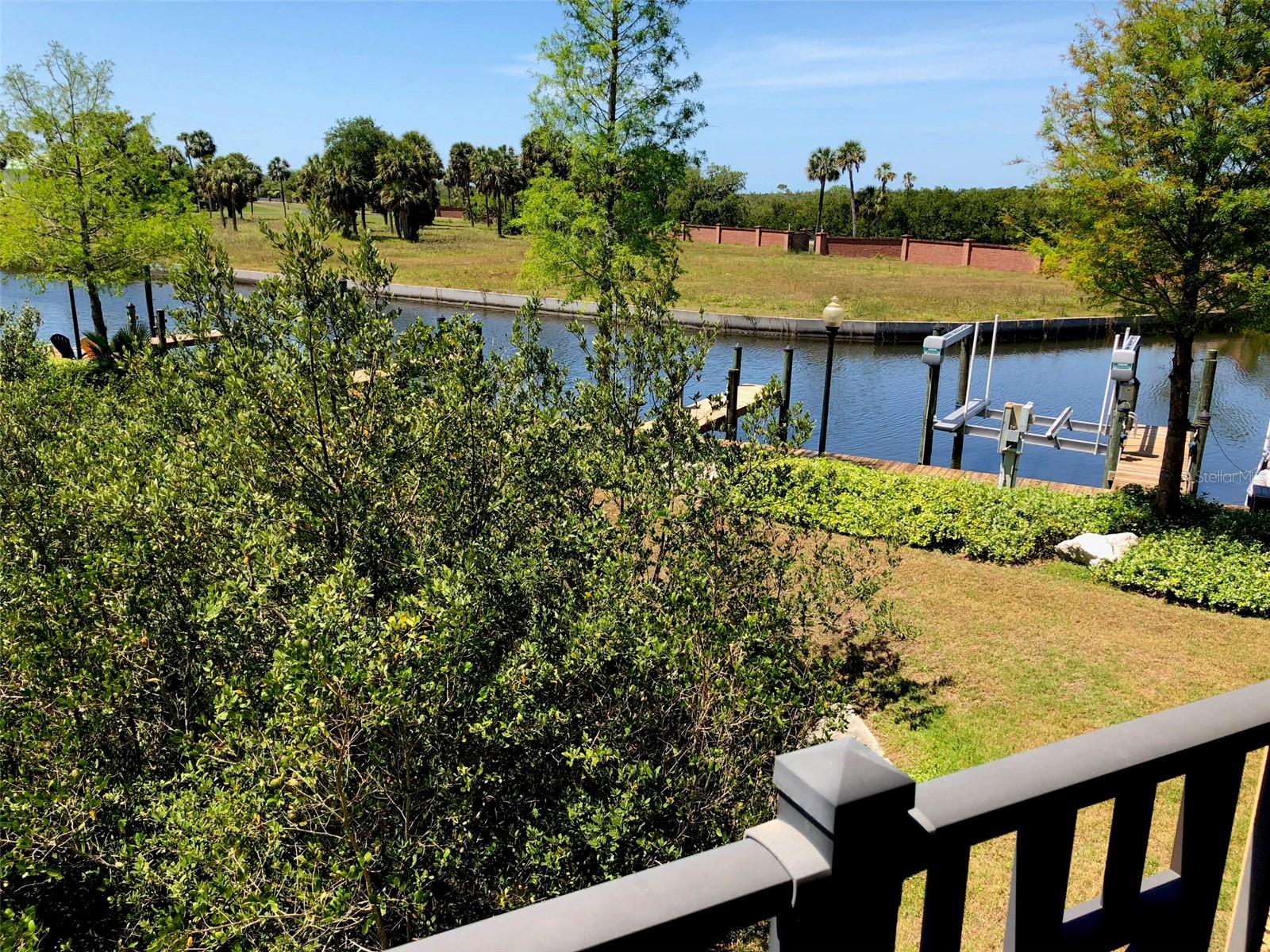 Image 25 of 39 For 6517 Channelside Drive